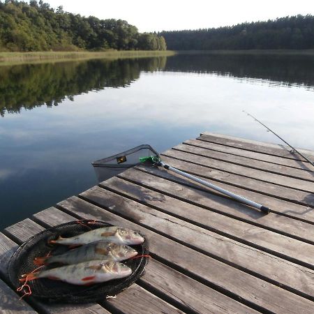 Dependance Ferienhaeuser Am Kastavensee Lychen Bagian luar foto