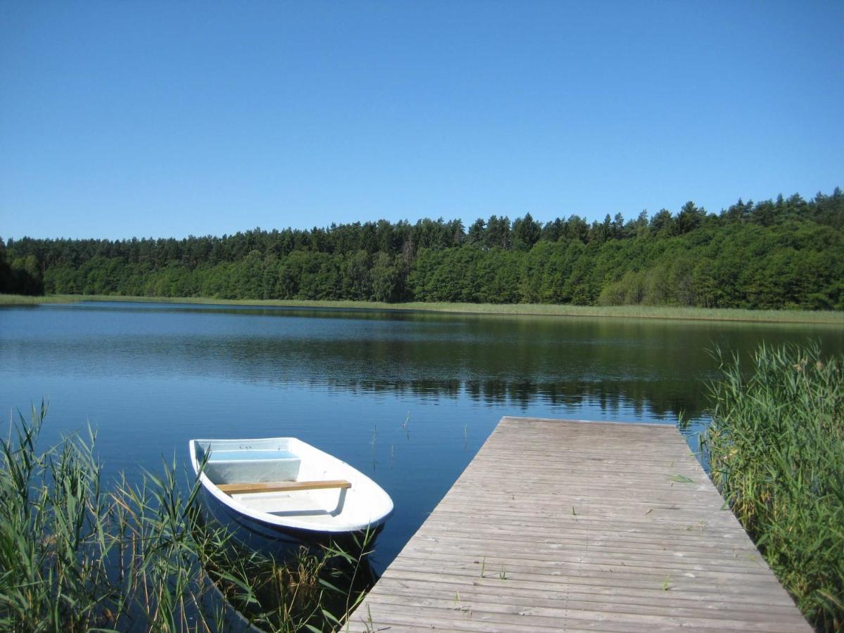 Dependance Ferienhaeuser Am Kastavensee Lychen Bagian luar foto